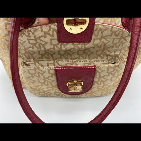 DKNY purse - Picture 2 of 5